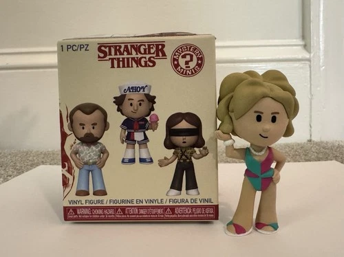 Funko Mystery Minis Stranger Things 3 Vinyl Figure Karen 1/72 Rare