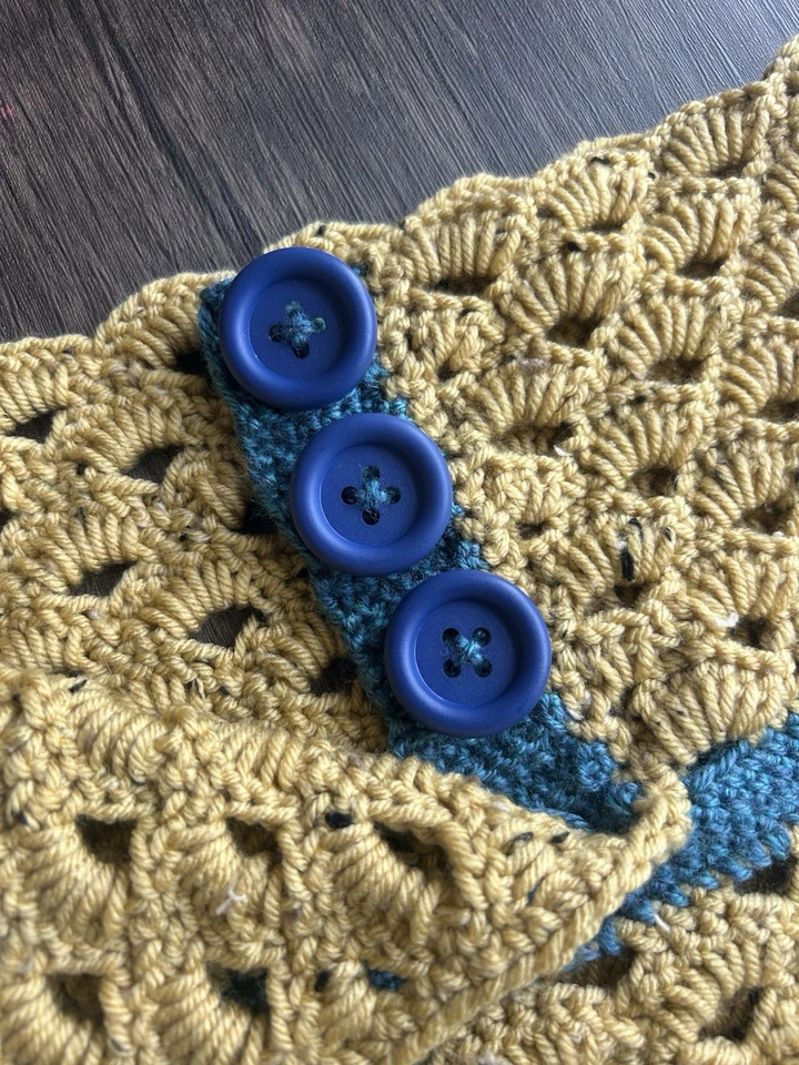 Vestido amarillo ganchillo hecho a mano Foto 4 de 4