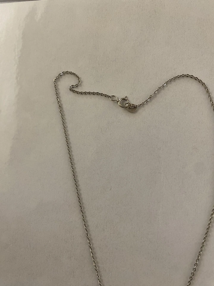 Collar de cadena de plata de ley 925 con piedras de acento rosa - Joyería Foto 2 de 4