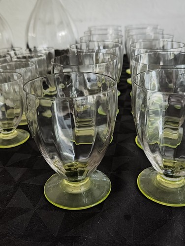 Service 32 de verres en Ouraline Art Déco avec une Carafe Et Un Broc 1930 - Imagen 3 de 19
