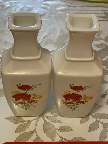 Set Of 2 VTG Avon Glass Imari Bottle Vase 1991 White w/Red/Yellow Floral