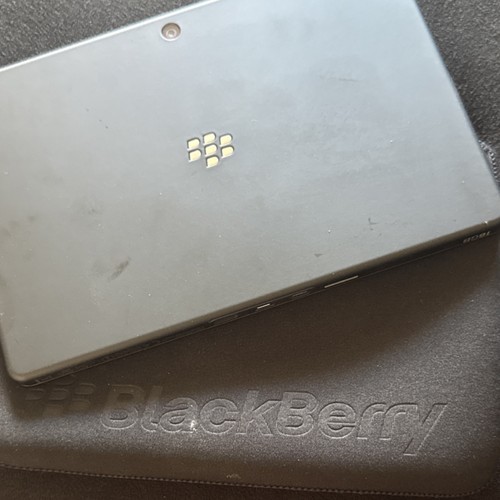 BlackBerry PlayBook Tablet Black PlayBook Model 7" Display Wi-Fi - Picture 3 of 3