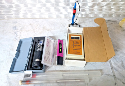 electronics wine making analyzing digital Vinmetrica SC-300 So2 &PH/TA Analyzer,