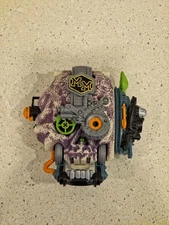 Mighty Max Doom Zone series 3 - Mighty Max Bytes Cyberskull 100% complete 