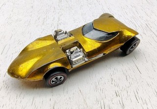 REDLINE TWIN MILL Gold Hot Wheels Die Cast Toy Vintage 1968 USA Original