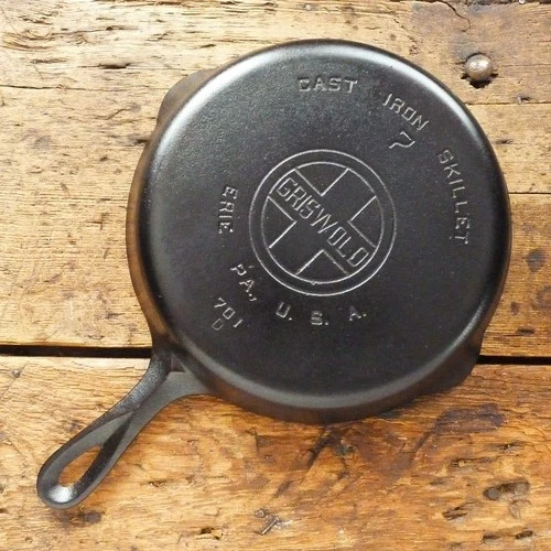 Vintage GRISWOLD Cast Iron SKILLET Frying Pan # 7 LARGE BLOCK LOGO - Ironspoon