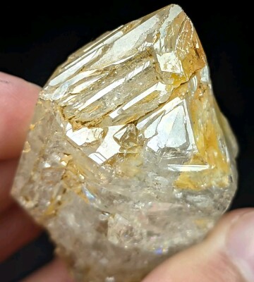 76-gm Skeletal Window Quartz Crystal with good luster - Balochistan, Pakistan.