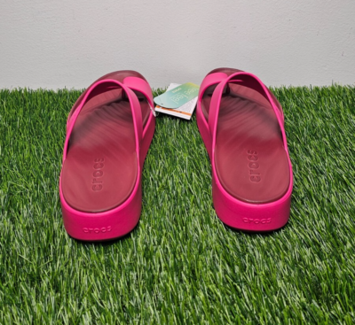 CROCS Getaway Platform Toe Loop - Dragon Fruit - Women's Size 8