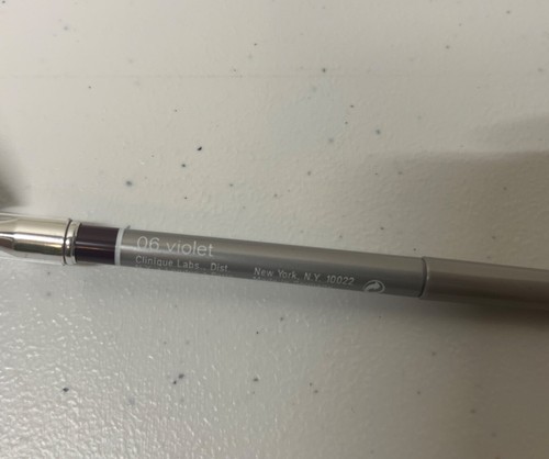 Clinique Quickliner For Eyes Eyeliner w/ Smudger 06 Violet Full Size - Picture 3 of 7