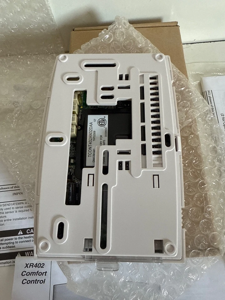 TRANE TCONT402AN32DAA Comfort Control ( Non Programmable ) - Image 4 of 4