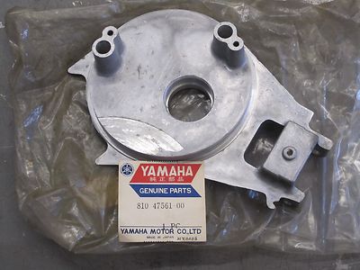 NOS 71-72 YAMAHA GP 396 SL 292 338 JACK SHAFT CHAIN CASE HOUSING