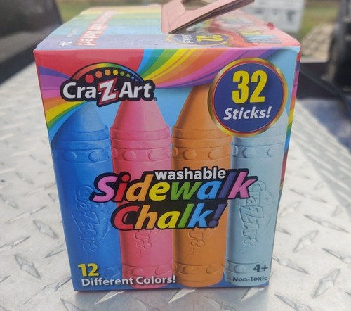 Cra-Z-Art Washable Sidewalk Chalk 32 Sticks 12 Assorted Colors Non-Toxic Kid Fun - Picture 3 of 5