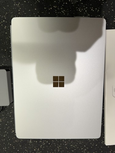 Microsoft Surface Laptop Copilot+ PC 13.8" Touch Snapdragon X Plus 16GB 256GB - Picture 4 of 9