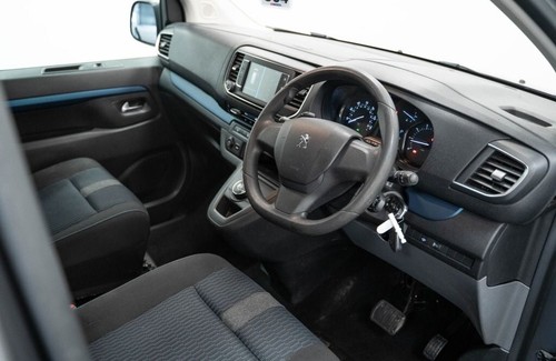 2020 69 PEUGEOT TRAVELLER 2.0 BLUEHDI ACTIVE STANDARD MPV 5DR DIESEL EAT8 MWB EU - Picture 20 of 24