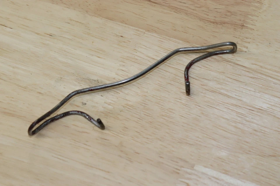 DELANTERO - FRENO ANTI-SONAJERO RESORTE - AUDI 100 200 A4 A6 A8 VW ESCARABAJO GOLF JETTA Foto 2 de 3