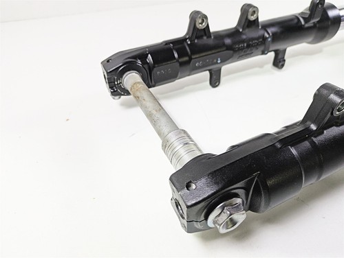 2016 Honda CBR650 F Front Fork Leg & Triple Tree Set 51500-MJE-315 - Picture 5 of 12
