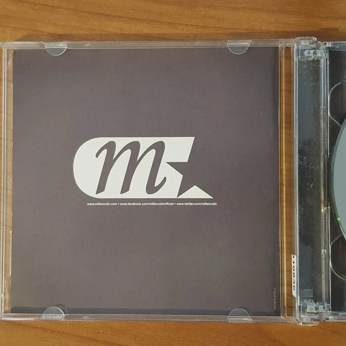 MILLENCOLIN The Melancholy Connection  VG/EX(CD+DVD) - Bild 2 von 4