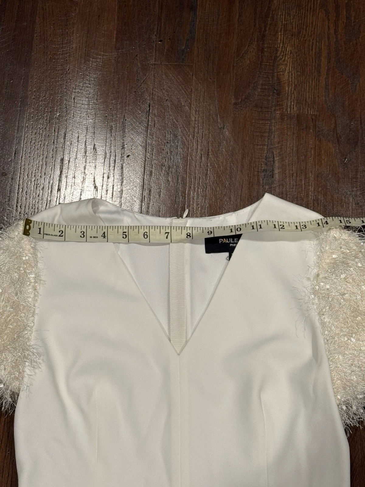 OFF WHITE Abito tubino bianco PAULE KA con maniche a cappuccio svolazzanti taglia 4