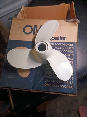 OMC Propeller 8x5 1/2 3 Blade Aluminum PJ6 312286 LH Rotation