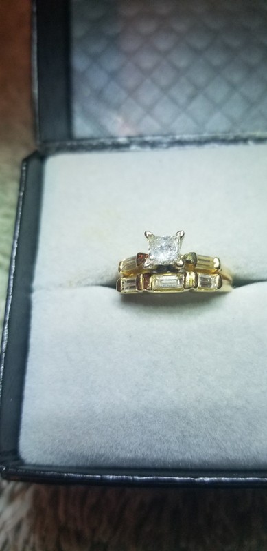 18kt Diamond Wedding Set