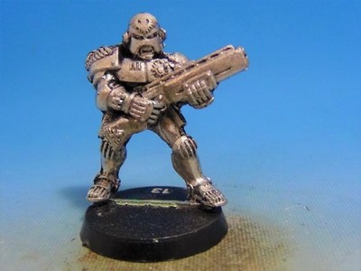 Warhammer 40K 2nd Edition Adeptus Arbites w/ Shotgun Necromunda #2 VTG 1992