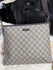 Used Gucci GG Brown Messenger  Crossbag monogram w/ duster