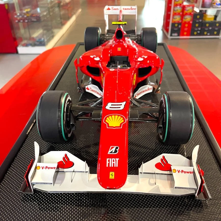 Modellino F1 Amalgam Fine Models 1/8 Ferrari F10 F.Alonso #8 Winner Monza Gp ... - Immagine 2 di 4