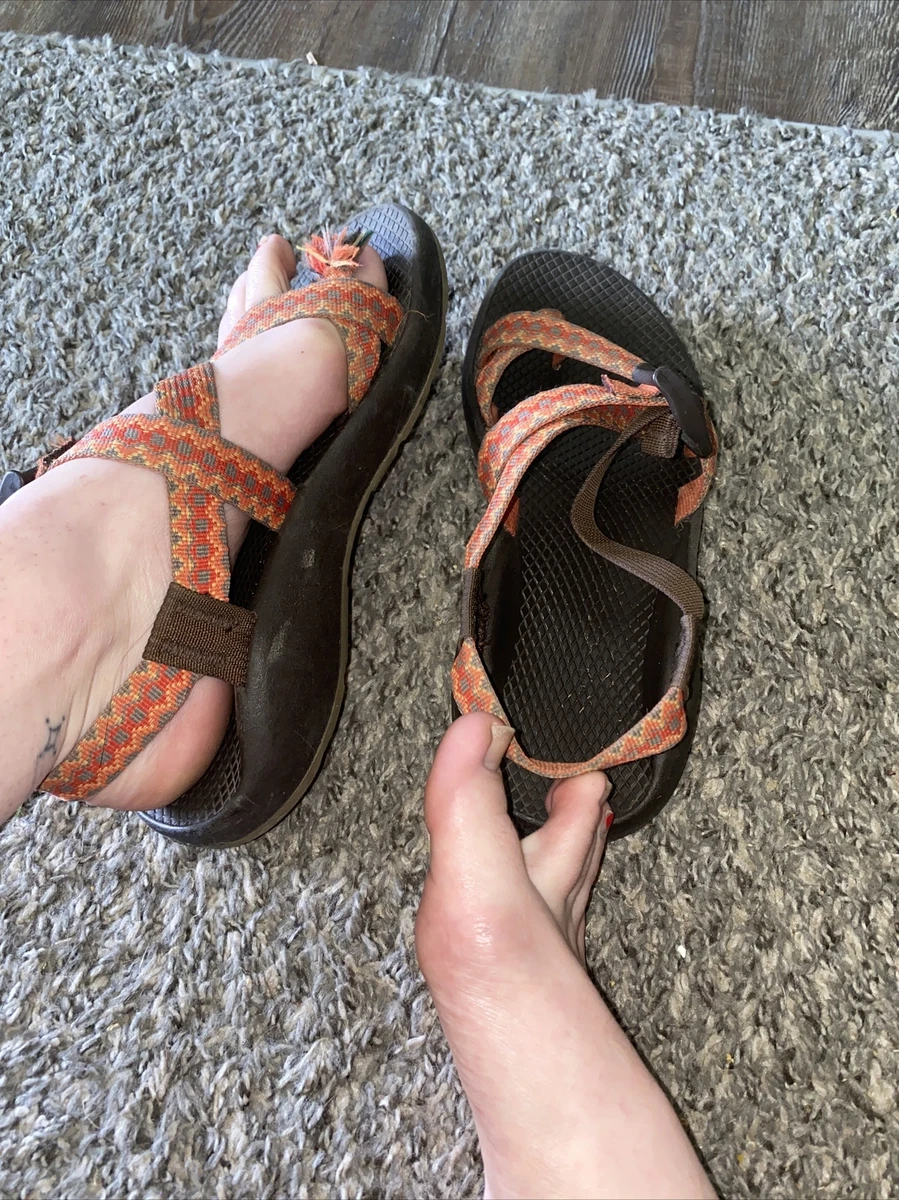VERY USED WOMENS SANDALS eBay