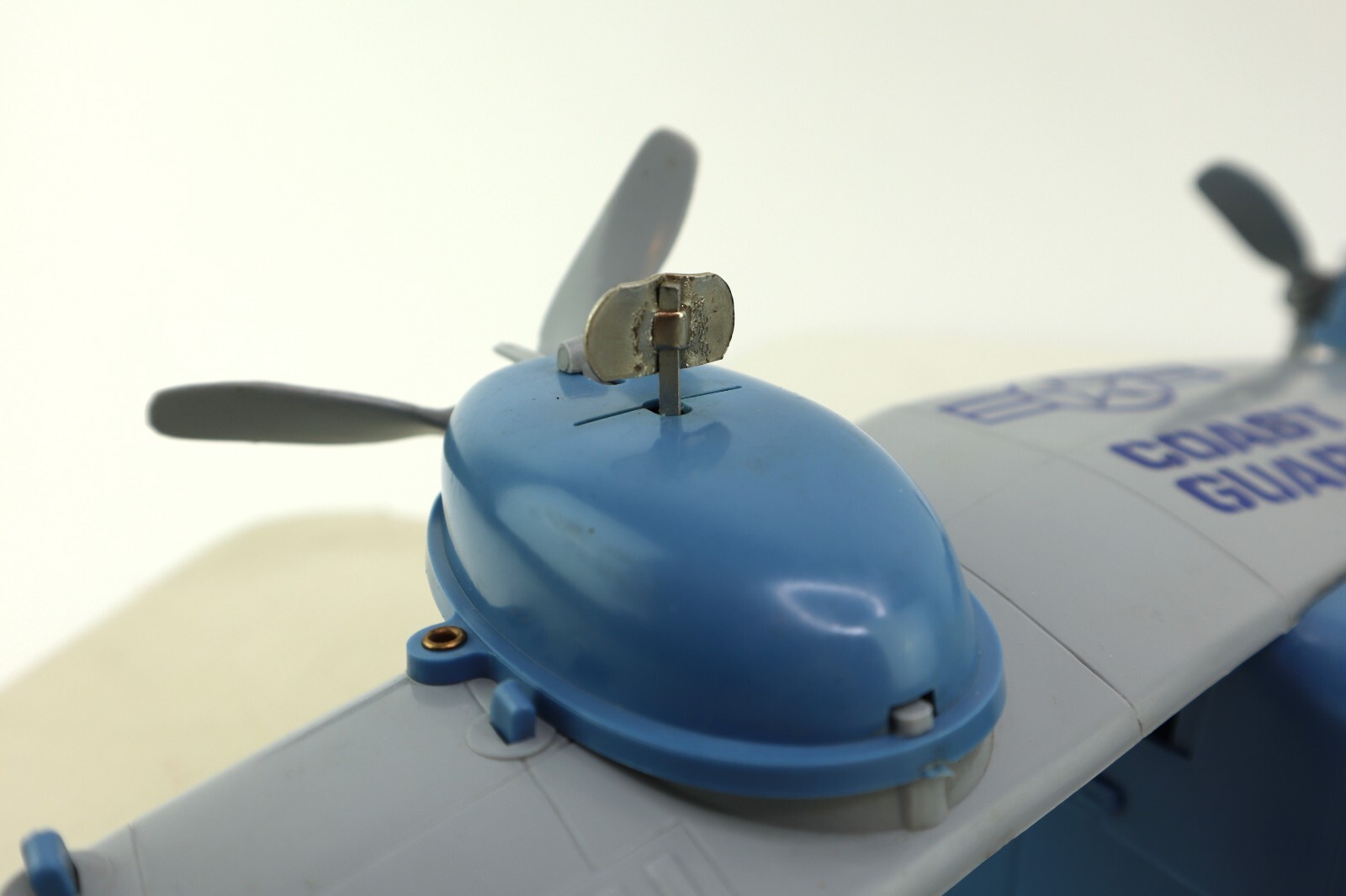 Wind Up Engine VINTAGE 1963 IDEAL COAST GUARD AMPHIBIOUS PLANE WITH WIND UP ENGINES ...