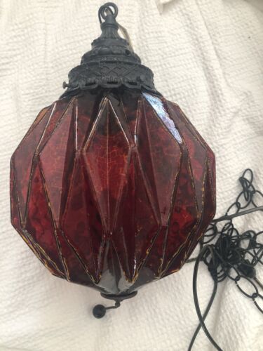 Vintage Hanging Swag Light Mid Century Red Glass Brass 60’s - Photo 1/8