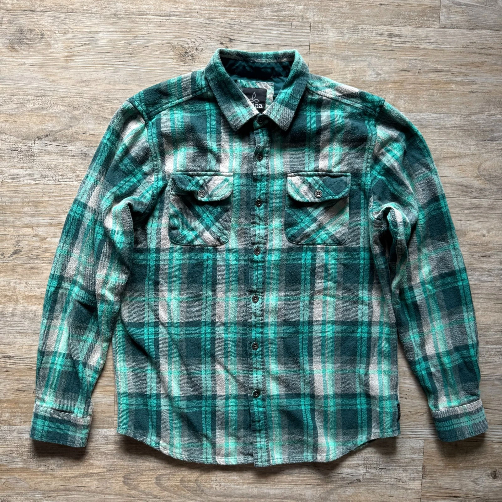 Prana Shirt Mens Medium Green Plaid Lybek Flannel Outdoor Camping Organic Cotton