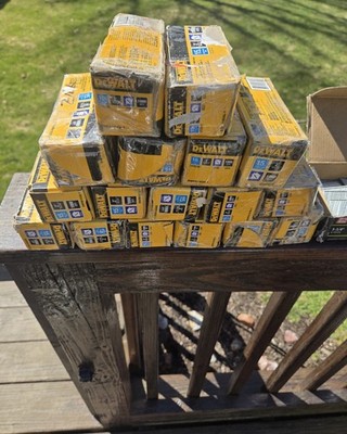 DEWALT 15 Gauge 2 inch Finish Nails **17 Boxes** DWFN-1532-1 
