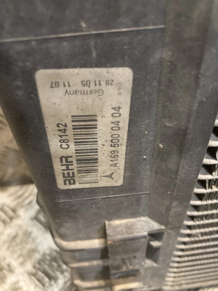 MERCEDES-BENZ A B 200 CDI W169 W245 Juego de Radiadores Refrigerante AC 1695000404 Foto 4 de 4