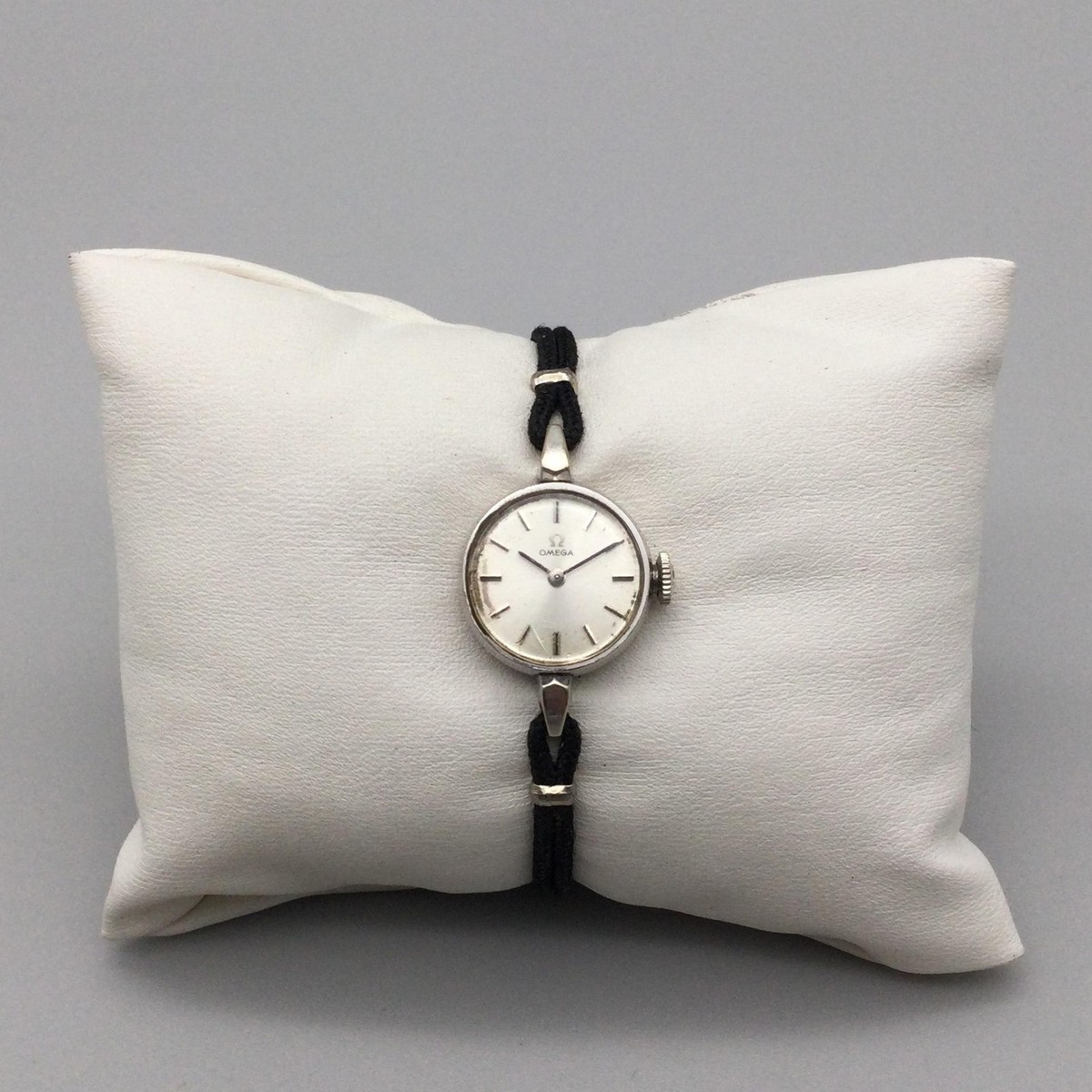 Vintage Omega Womens Watch 16mm Cocktail 14K Gold Filled  display picture 3