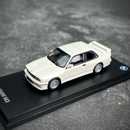 Modellino auto pressofuso in lega 1/64 versione concessionaria cinese BMW set 10 pezzi - Foto 5 di 13