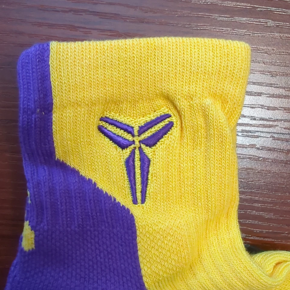 Raro Kobe Bryant Nike Elite Calcetines Corte Cuarto Baloncesto Talla L Amarillo/Púrpura Foto 4 de 4
