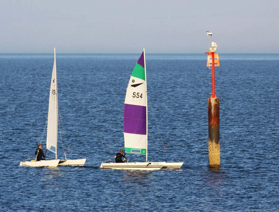 Davis 6242 Vantage Vue Wireless Touchscreen Home/Personal Weather Station Sensor - Image 4 of 4