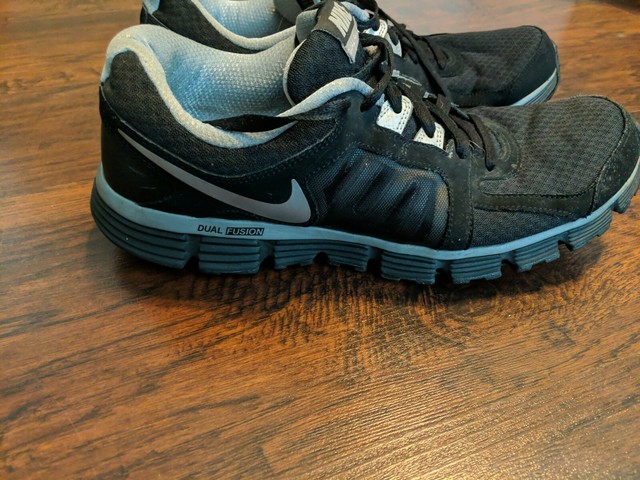 nike dual fusion black