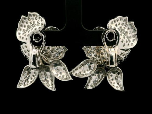 Amazing 18k White Gold 16ctw Round Diamond Covered Large Flower Omega Earrings - Picture 9 of 12