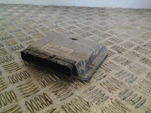 OPEL ASTRA H Furgon L70 Motorsteuergerät ECU 09136116 0281001871 22231067