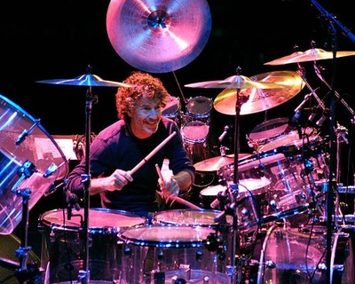 Simon Phillips performs a sound check with Hiromi at the Monterey - Old Photo 2
