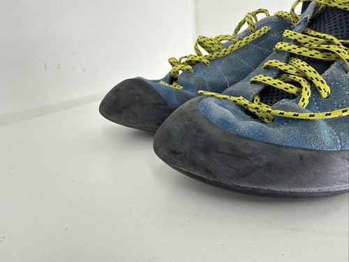 SCARPA Helix Climbing Shoes Mens 7.5 Vibram Made in Italy Bouldering Blue - Picture 6 of 7