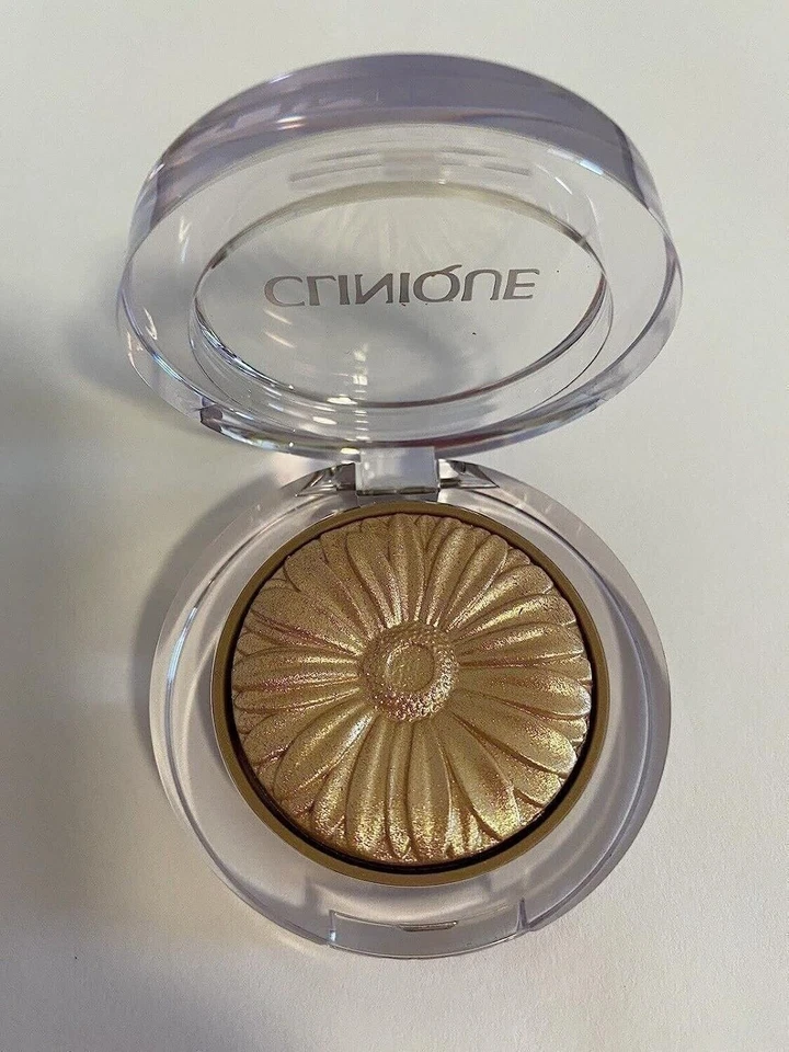 Clinique Cheek Pop Highlighter-Gold Celebration Pop Full Size 0.1 Oz, New - Image 2 of 3