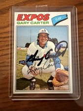 1977 Topps GARY CARTER HOF SIGNED AUTO AUTOGRAPHED Baseball Card EXPOS METS