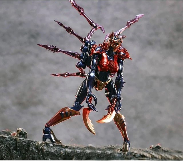 Araña de metal BWM-08 | TransArt Foto 2 de 4