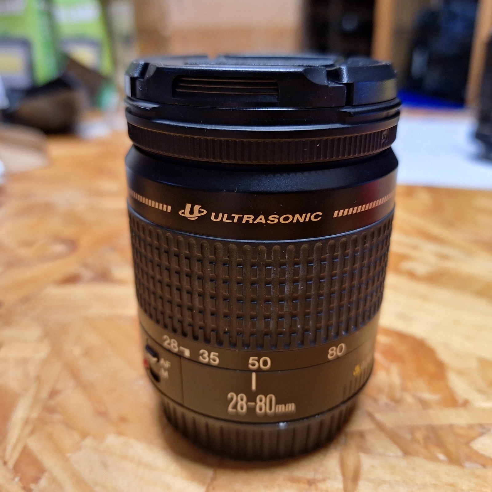 Canon EF 28-80mm F/3.5-5.6 III USM