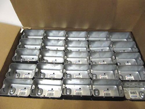 (LOT OF 50, NEW) Thomas&Betts / Iberville 347V Utility Box CI1110-HV - Picture 7 of 9
