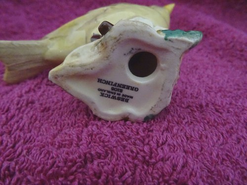 Beswick Bird Figurine Greenfinch #2105 - Picture 3 of 3