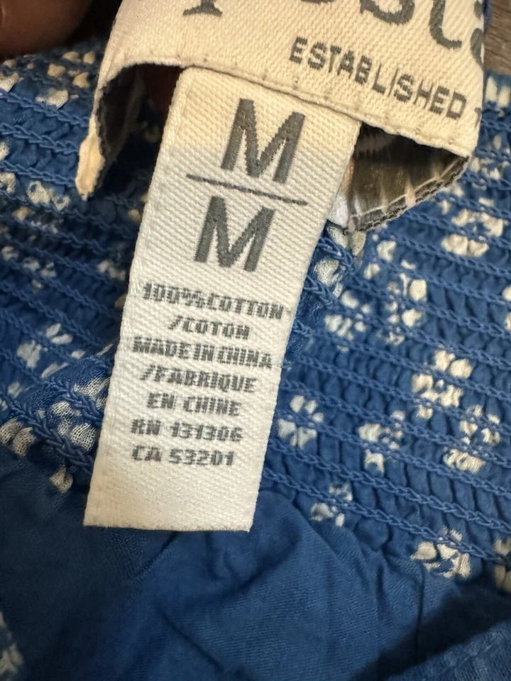 Falda Corta Juvenil Aeropostale Azul Floral Talla Mediana Foto 2 de 4