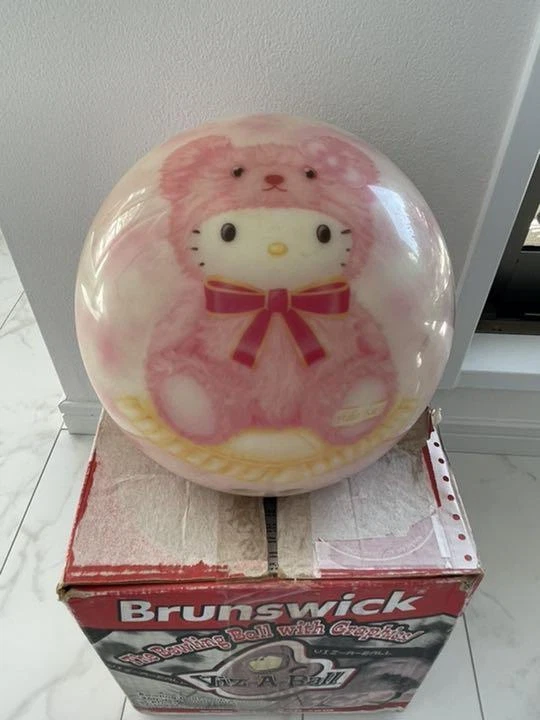 Hello Kitty Bowling Ball for sale | eBay